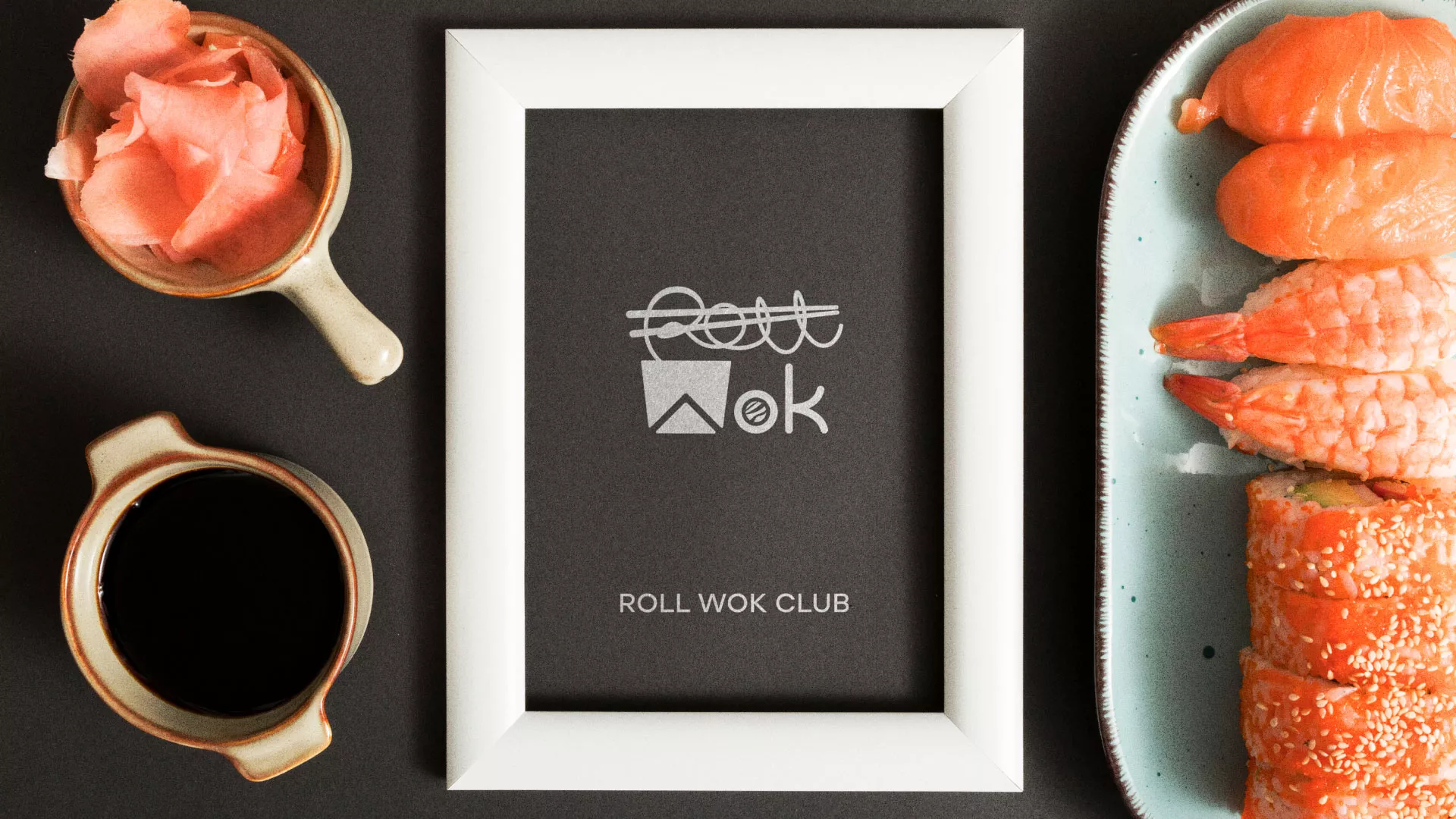 Разработка логотипа суши-бара «Roll Wok Club» в Завитинске